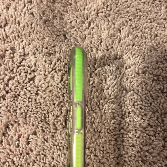Iphone 12 pro max case clear - Picture 2 of 2
